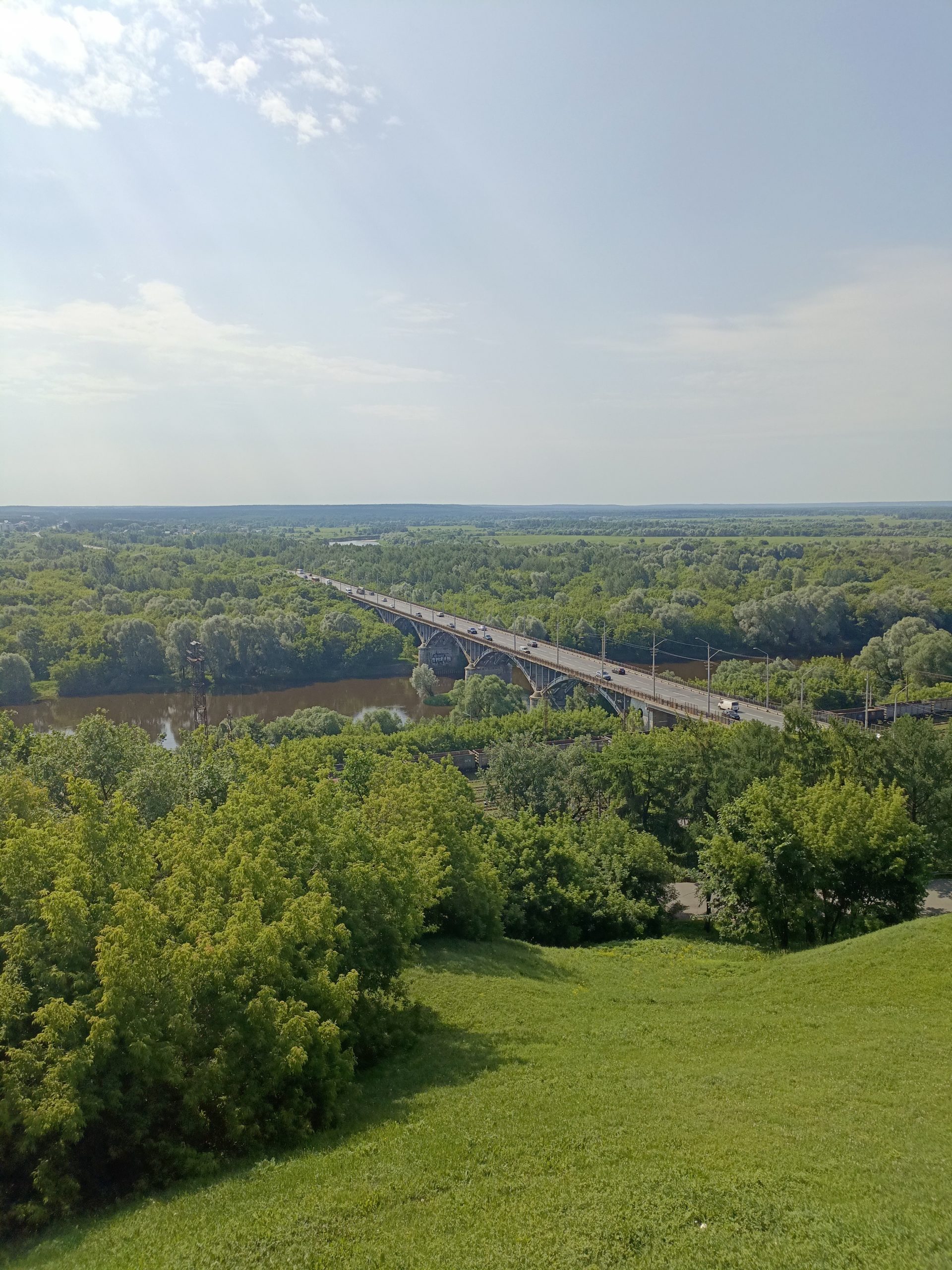 Панорамный вид со смотровой площадке в парке А.С.Пушкина, г.Владимир.